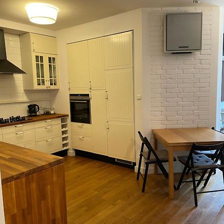 Family Apartment On Saska Kepa Varšava Exteriér fotografie